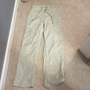 American Eagle green cargo stretch pants size S